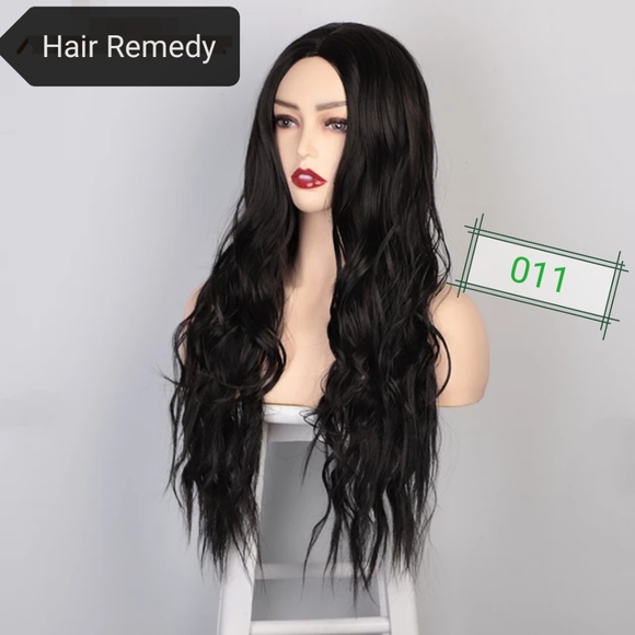 Free gift + High temperature synthetic wig… - Picture 4 of 5